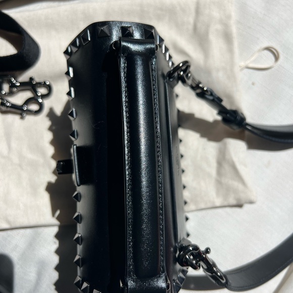 Black Studded Mailbag - Picture 5 of 6